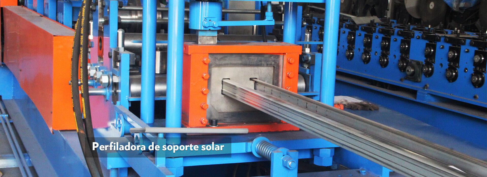 Perfiladora de soporte solar