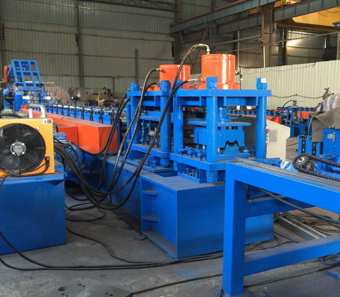 Highway Guardrail Roll Forming Machine