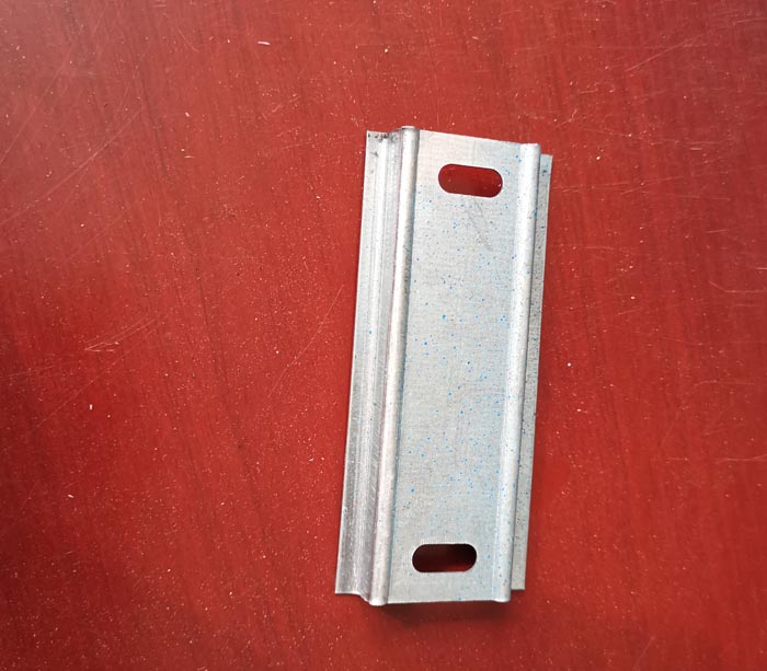 Personalizado interruptor de riel de rack línea de producción para caja