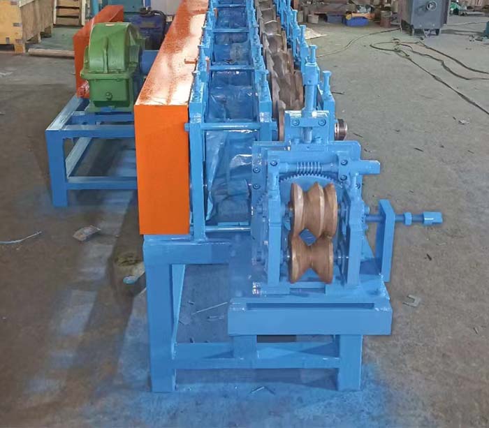 Cambiar la máquina de formas de tubería de metal